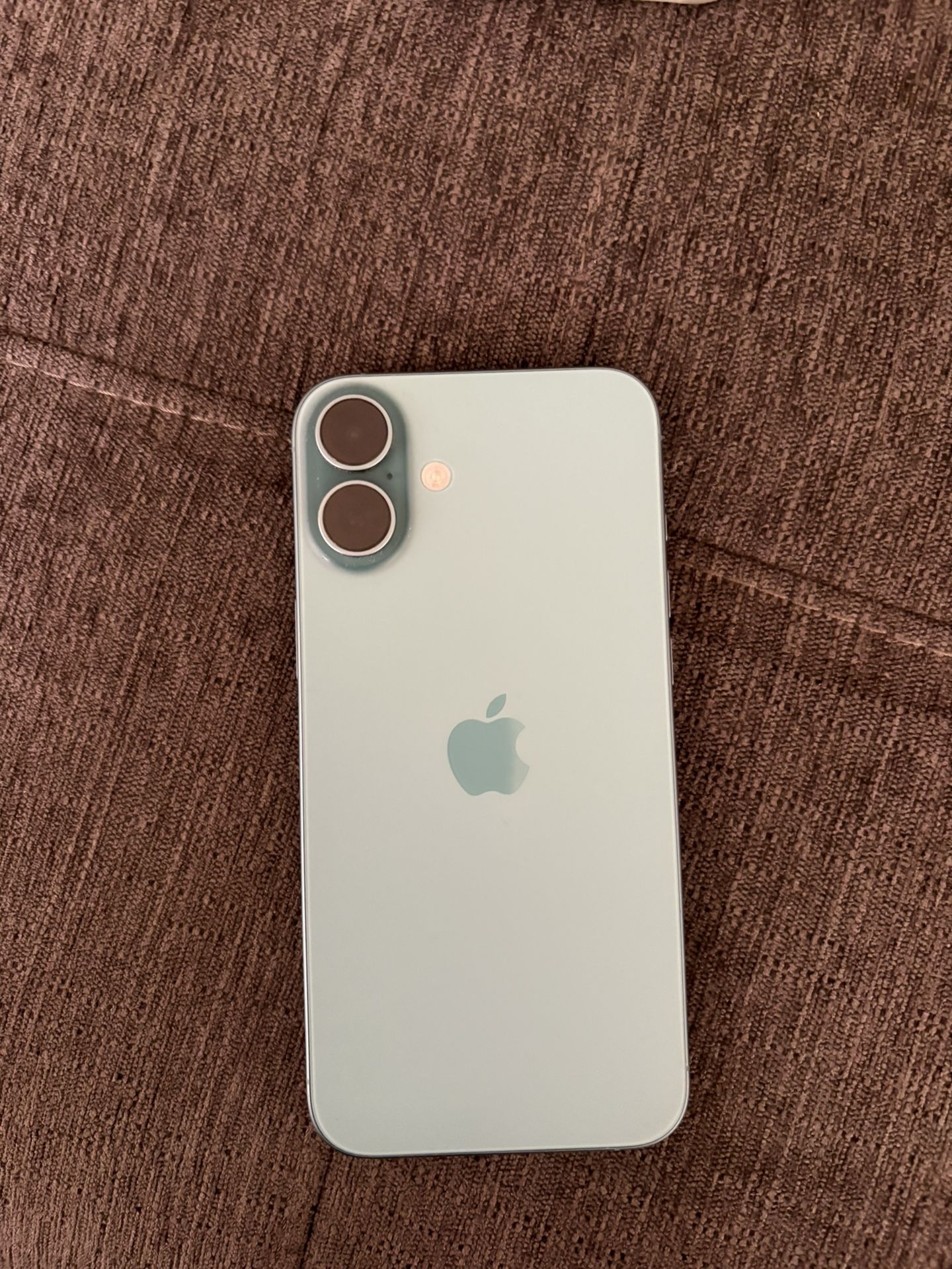 iPhone 16 Plus (unlocked)