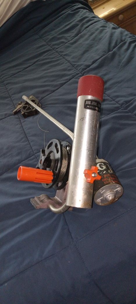 Pair Of Factory Big John Inboard Boat Down Rigging Fishing Poles Dealu