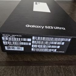 S23 Ultra Like New With Original Packaging And Cover