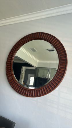 Round wall mirror
