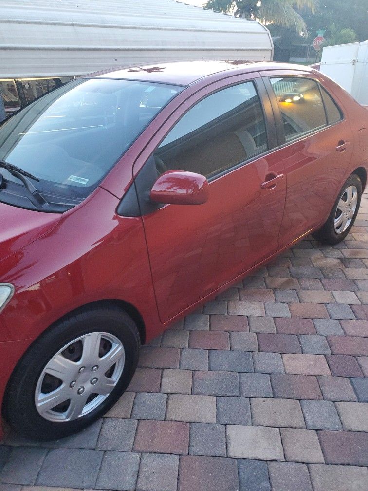2007 Toyota Yaris