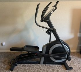 NordicTrack Elliptical E7.52 for Sale in Universal City TX OfferUp