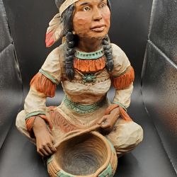 1976 Universal Statuary Native American Woman & Child Statue 