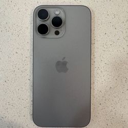 UNLOCKED iPhone 16 Pro Max natural 