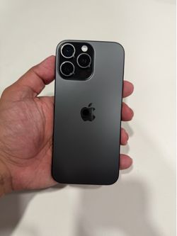 iPhone 16 Pro Max 256gb Black Titanium Unlocked