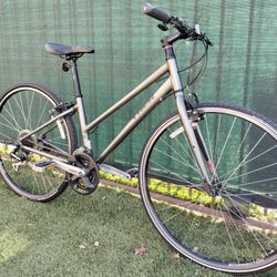 TREK FX 7.2 Hybrid Bike STEP THRU WOMEN MEN GIRL FEMALE MALE 