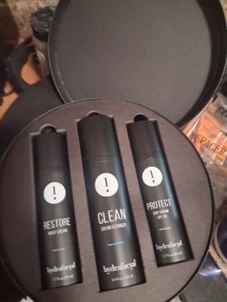 Hydrafacial 3-Piece Skincare Gift Set