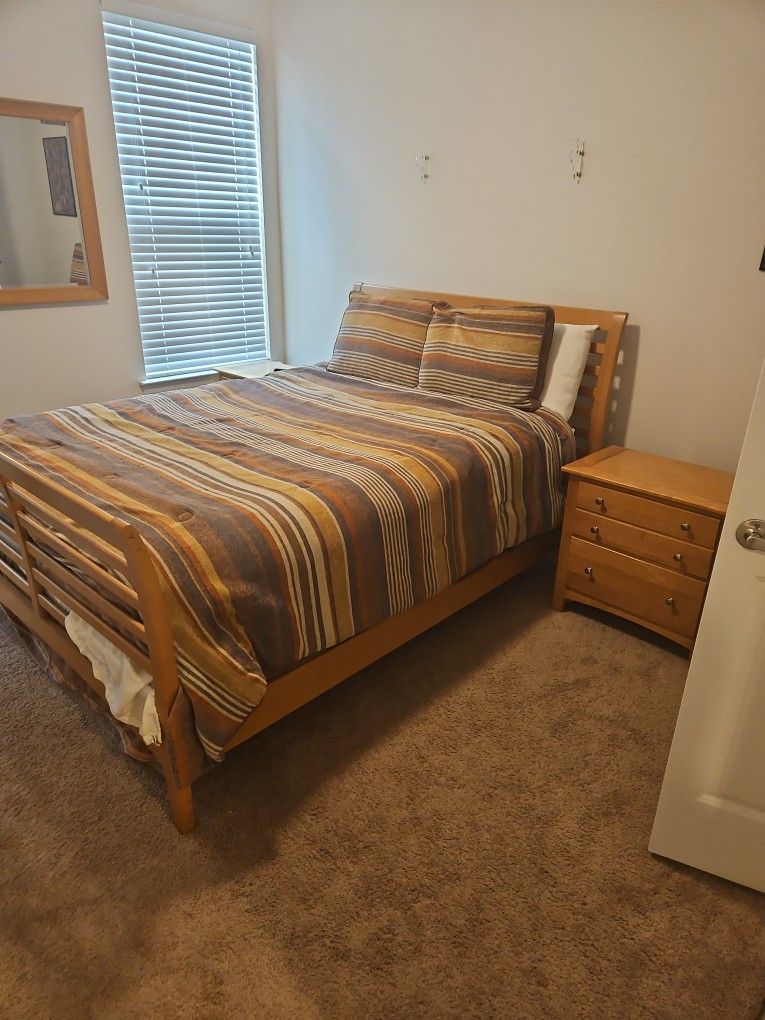 Full Bedroom Set - Wood