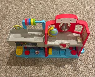 Little People Toys - Schoolhouse
