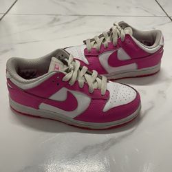 Kid Nike Dunk Low Pink And White 