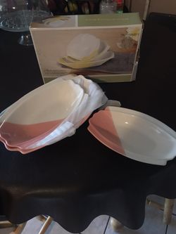 Serving bowls