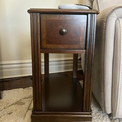 2 End Tables