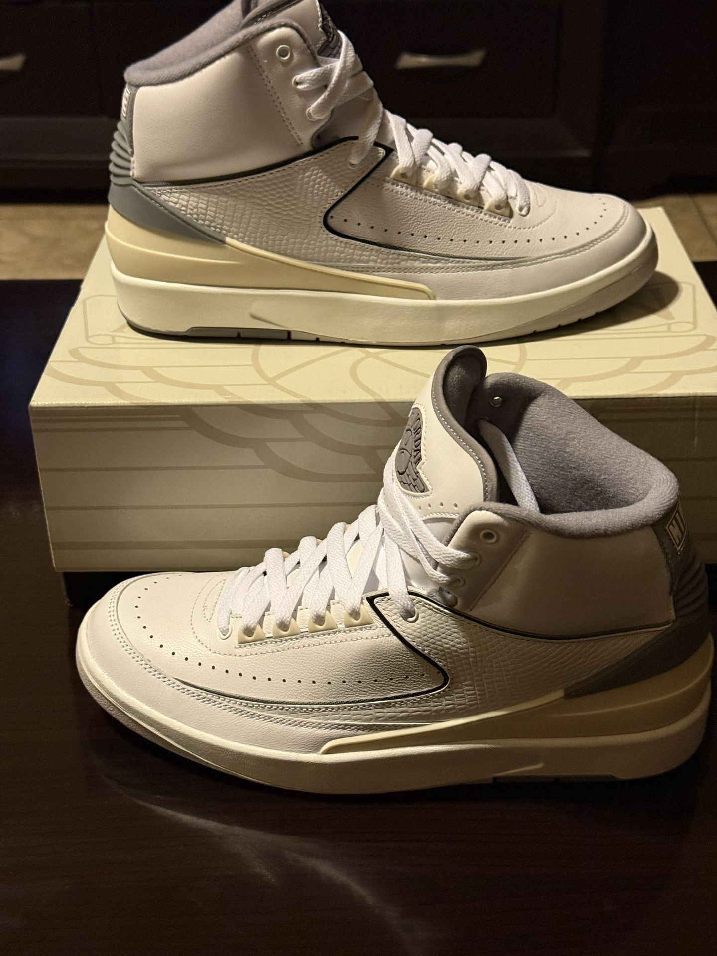 Air Jordan 2 Retro 10.5