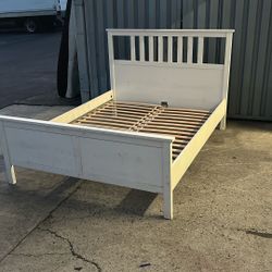 Queen Size White Bed Very Sturdy