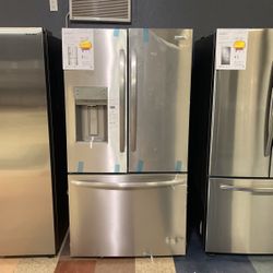 Frigidaire Brand New Scratch And Dent On Bottom Door Save Huge‼️‼️