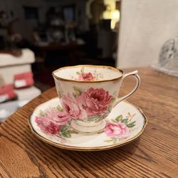 ROYAL ALBERT AMERICAN BEAUTY TEACUP & SAUCER SET 6 Available  $15 Each