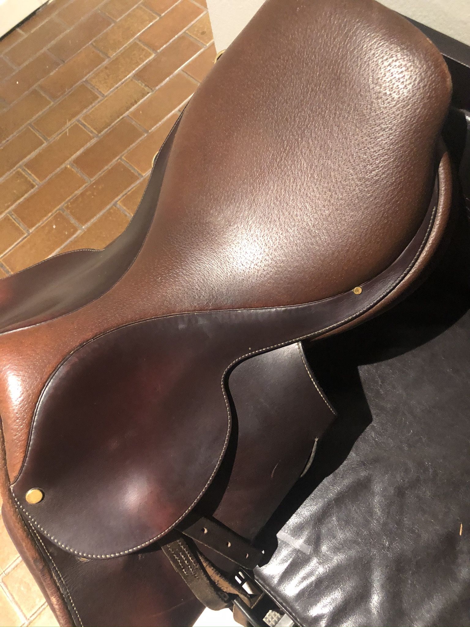 17" English Saddle
