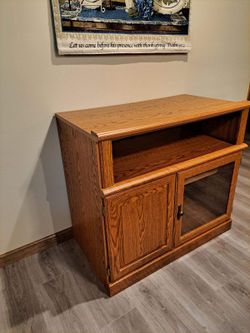 Solid Oak Cabinets