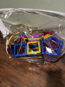 Magnetic Tiles Building Blocks