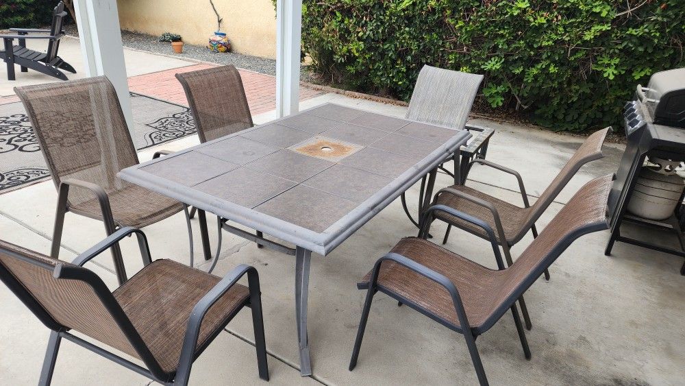 Metal Table With 6 Chairs