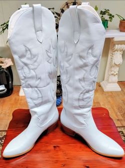 White Knee-High Western Cowboy Boots