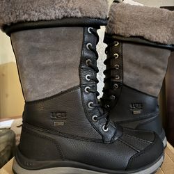 Women’s New Ugg Adirondack Boots