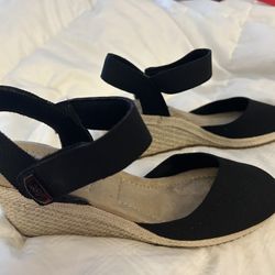Anne Klein Sandals Size 8 Worn Once