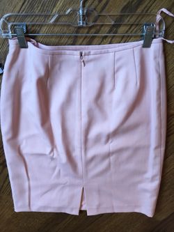 Thari Arthur Lavine Pink Skirt Size 4! Amazing deal!!
