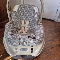 Baby Car Seat  / Asiento De Carro Para Bebe 