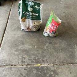 Rabbit litter And rabbit food
