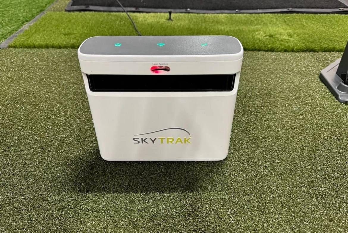 Skytrak Plus Golf Simulator/Launch Monitor