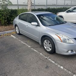 2010 Nissan Altima