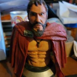 2006 NECA 300 Reel Toys King Leonidas Spartan Resin Mini Bust 6" Red Cape