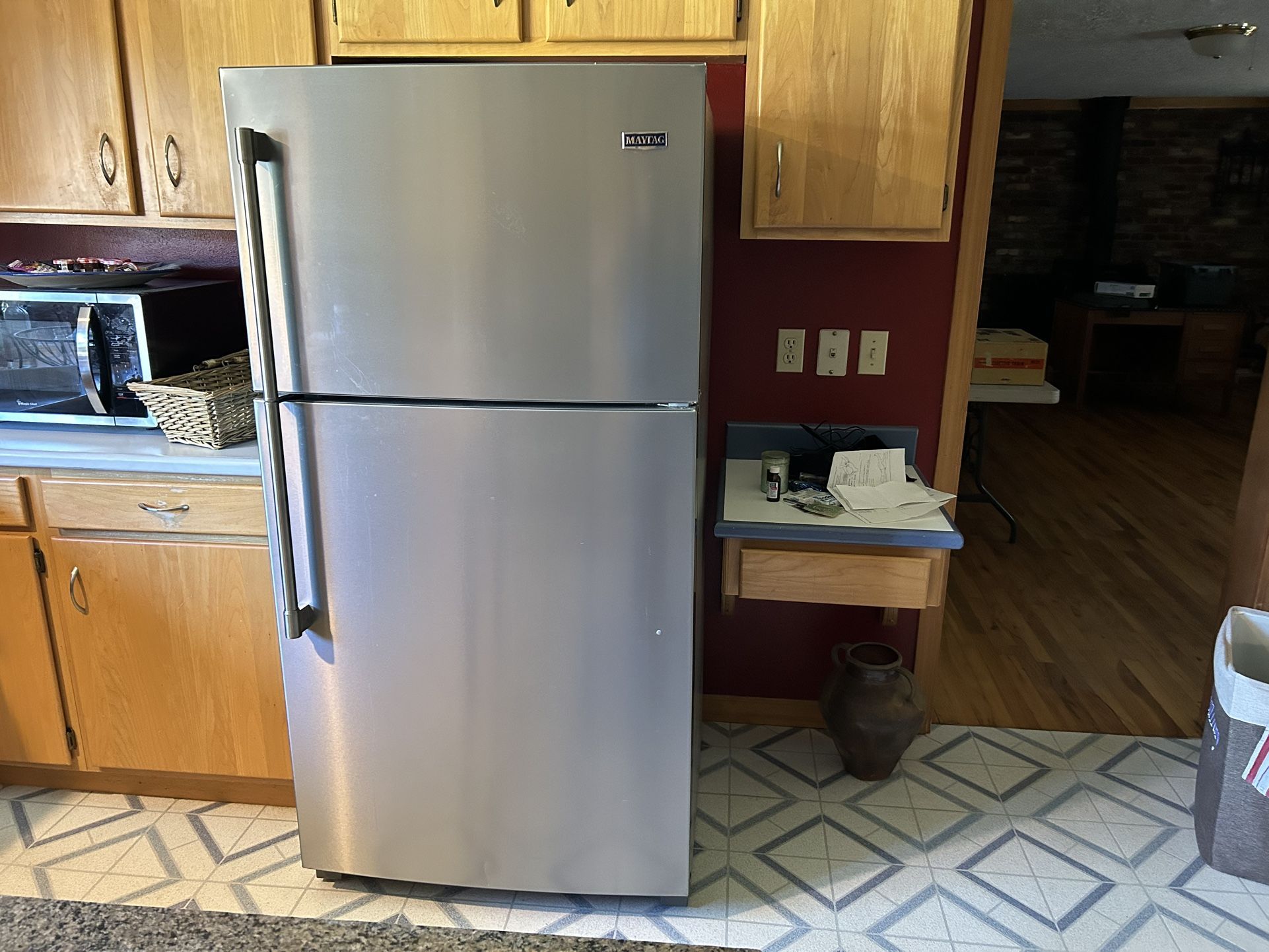 Refrigerator