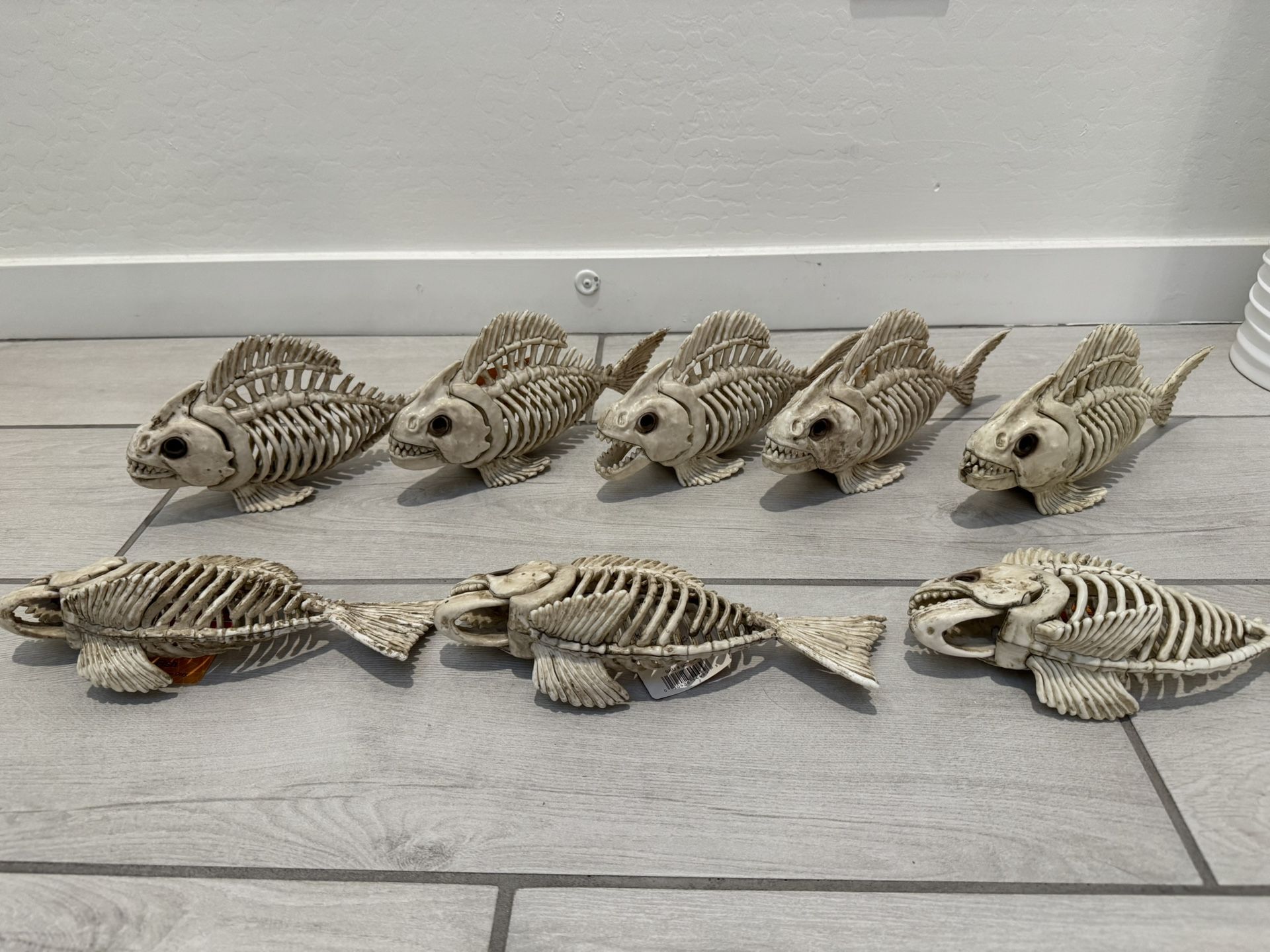 8 Halloween Skeleton Fish Decorations