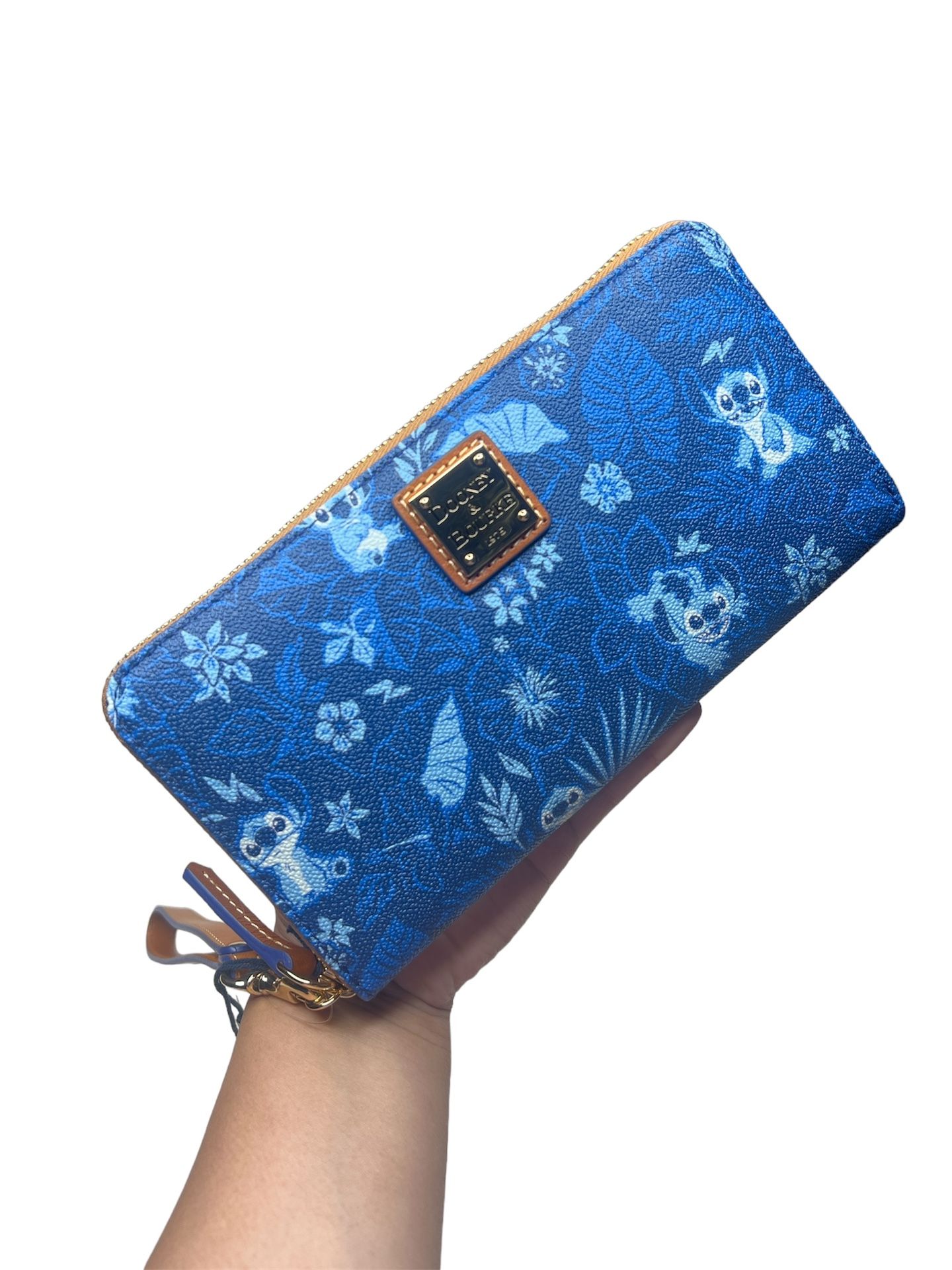 Disney Parks 2024 Stitch Dooney & Bourke Wristlet Wallet