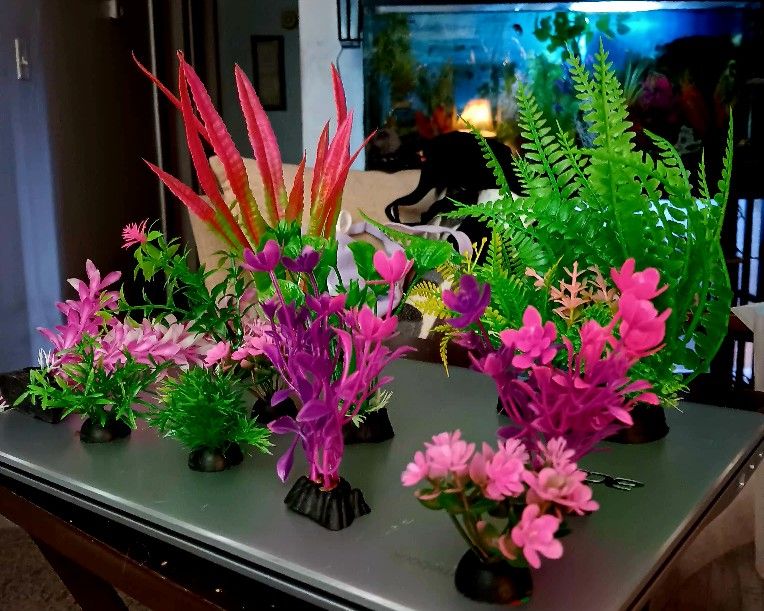 fish tank decor brand new 