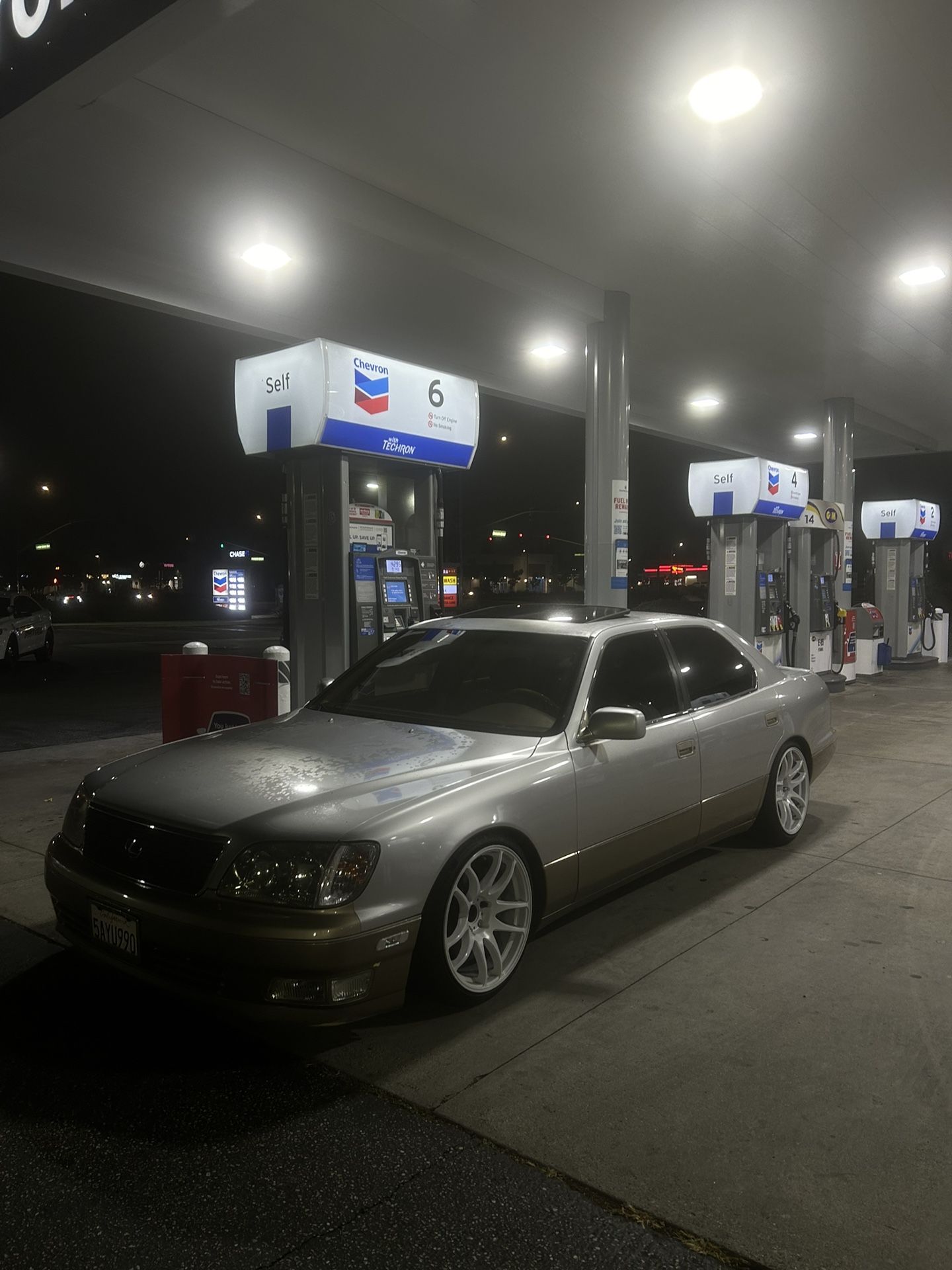 1998 Lexus LS 400