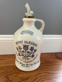 Vintage Henry McKenna Sour Mash Bourbon Whiskey Jug Half Gallon Cork Pourer