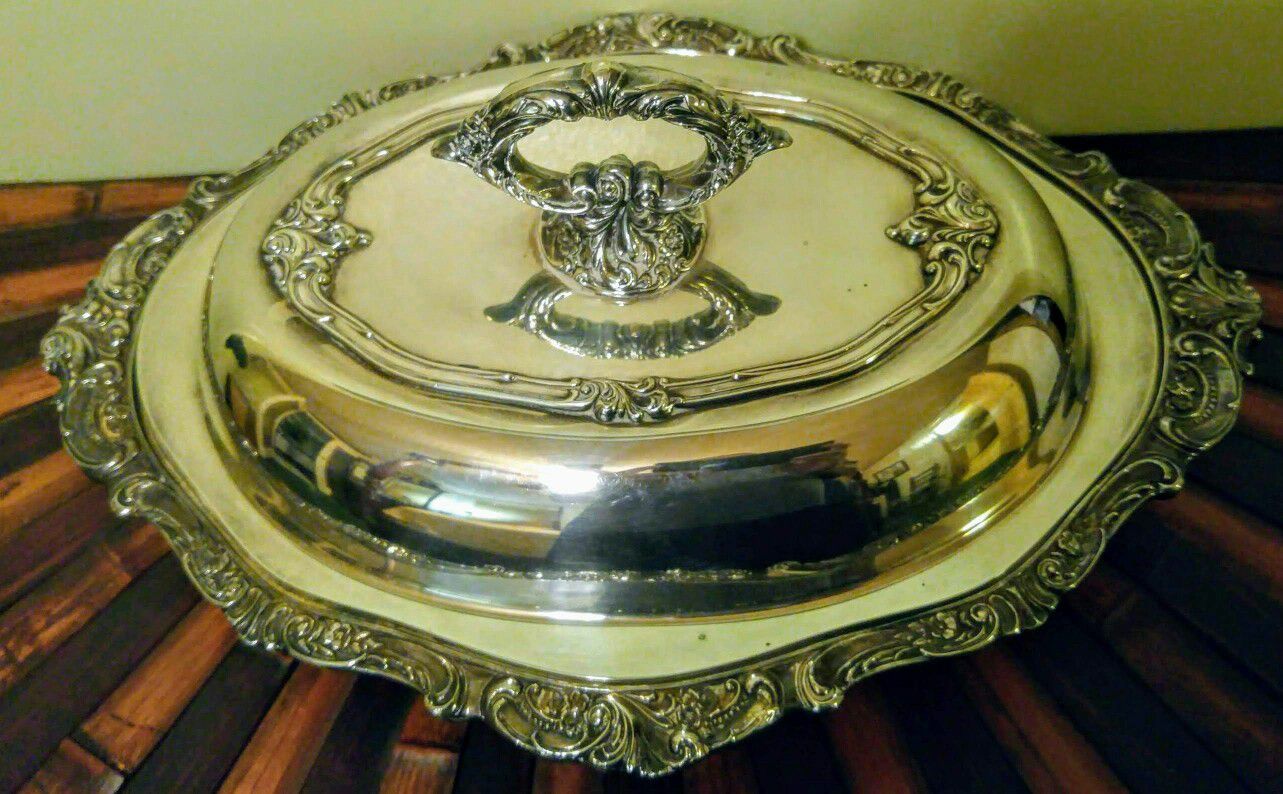 Baroque by Wallace 287 Oval Vege serving bowl,with lid,also Forbes Silver CO. USA 32 serving platter.