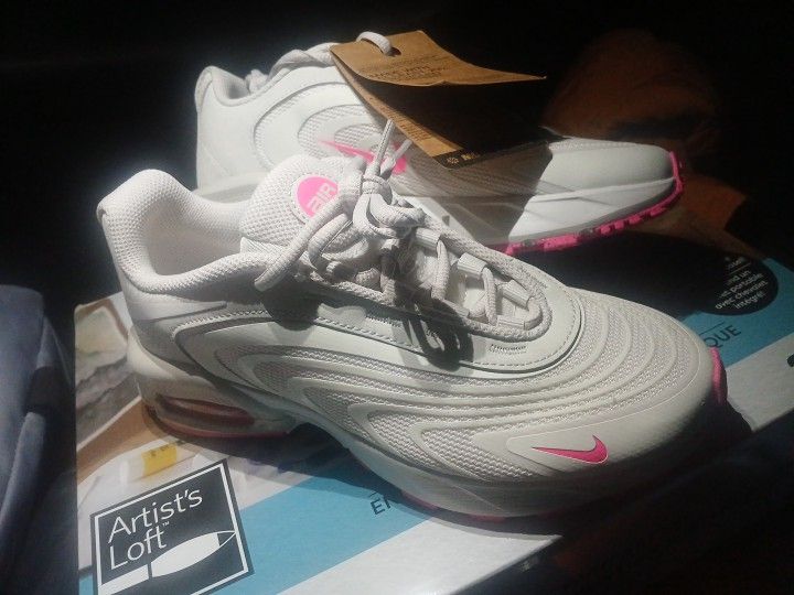 Nike Air Maxes Vapor Max