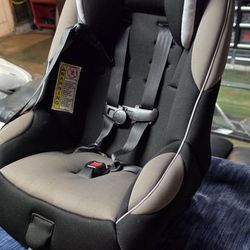 Safety 1st Car Seat 2 yr up
