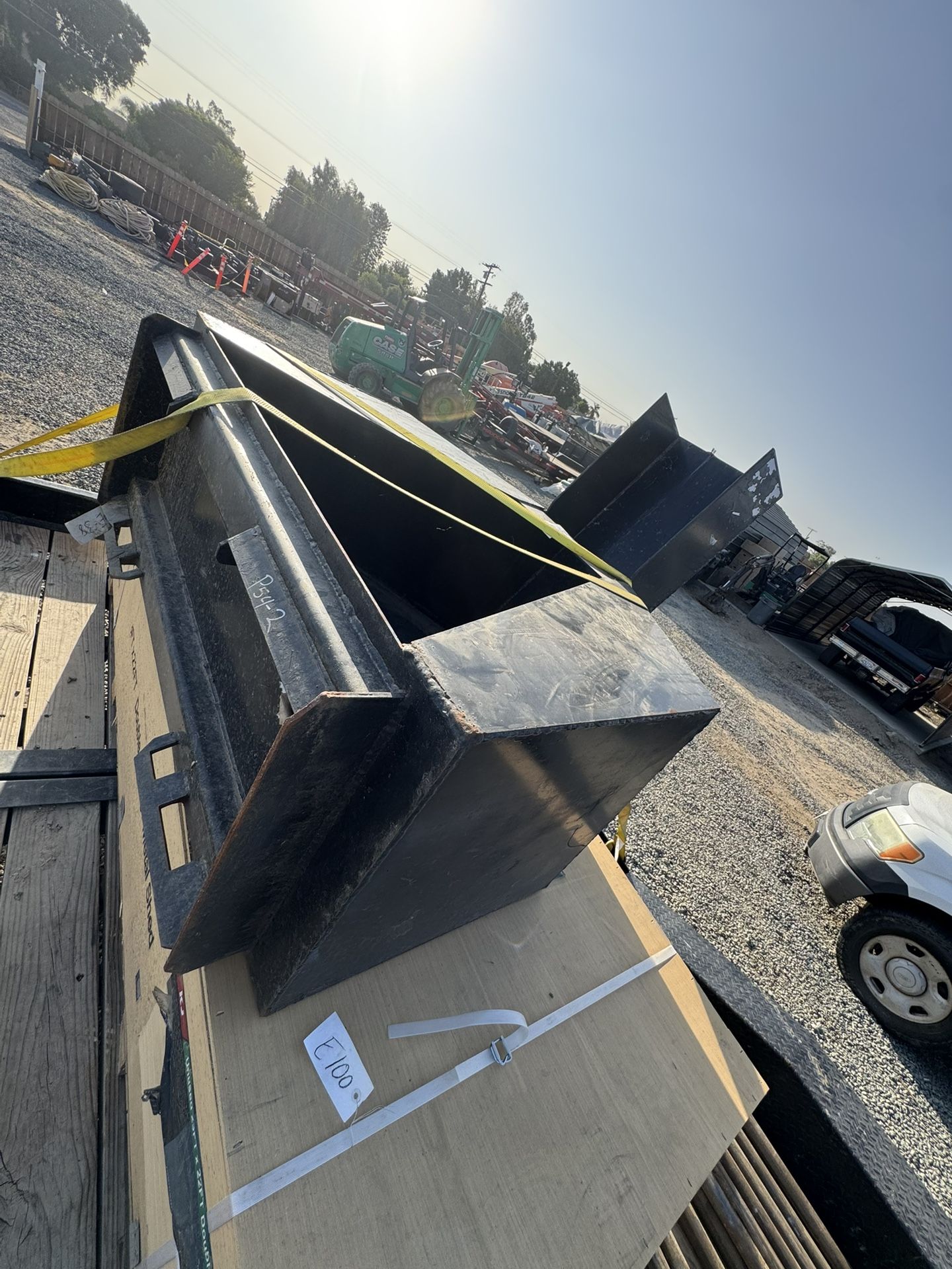 Skidster attachment for Concrete