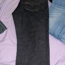Black Levi Jeans