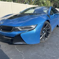 2015 BMW i8