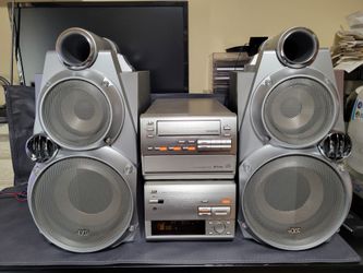 JVC  SP- MXGB6 speaker System Build In Subwoofer  Giga Tube. Speaker Only Not With Stereo. 