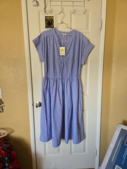 Women's Large New $5