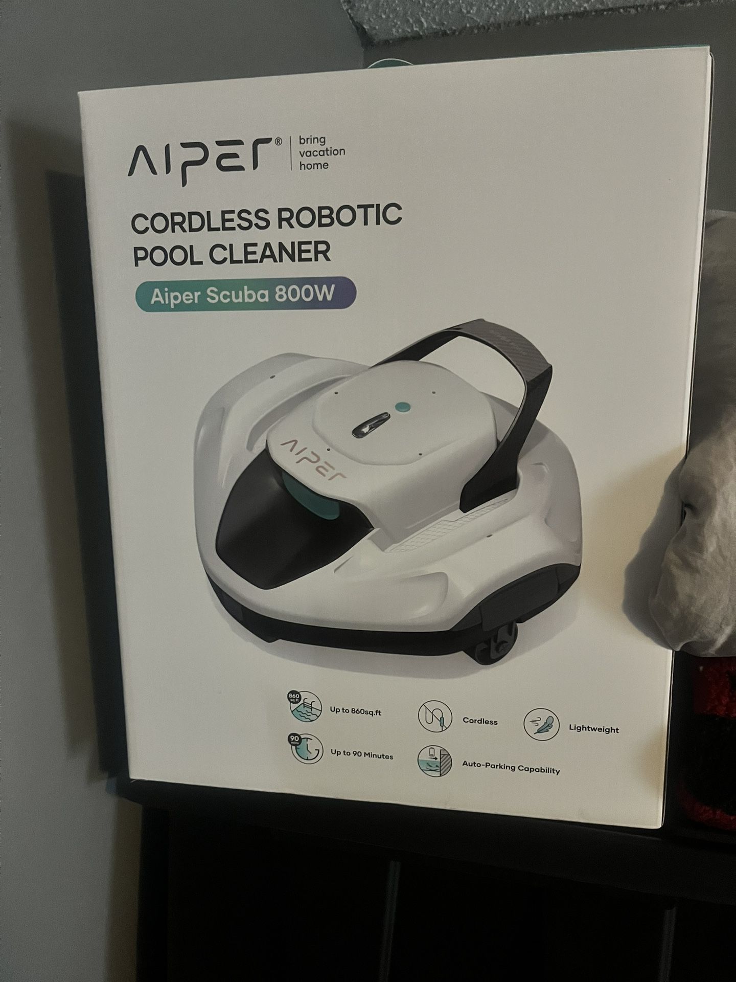 Swimming pool Cordless vacuum