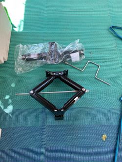 24” scissor jacks