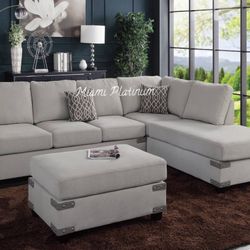 Sectional With Ottoman Reversible /// Financing Available 